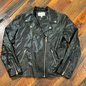Elizabeth and James Faux Leather Moto Jacket Black Silver Zip Size Small